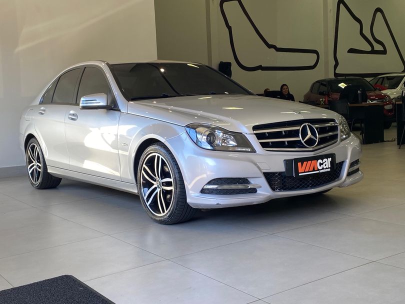 Mercedes C-180 CGI Classic 1.8 16V 156cv Aut.