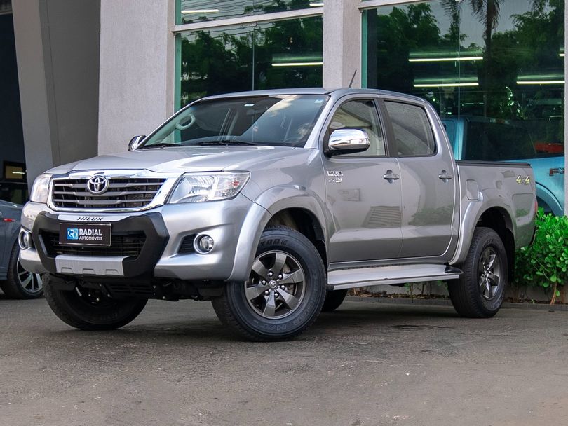 Toyota Hilux CD SRV 4x4 2.7 Flex 16V Aut.