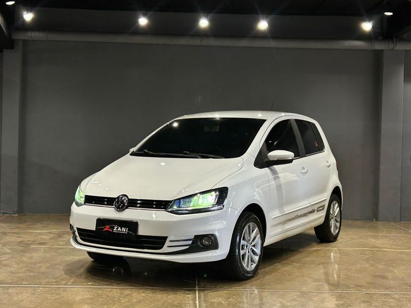 VolksWagen Fox Connect 1.6 Flex 8V 5p