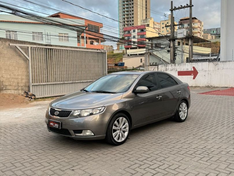 Kia Motors Cerato SX3 1.6ATN