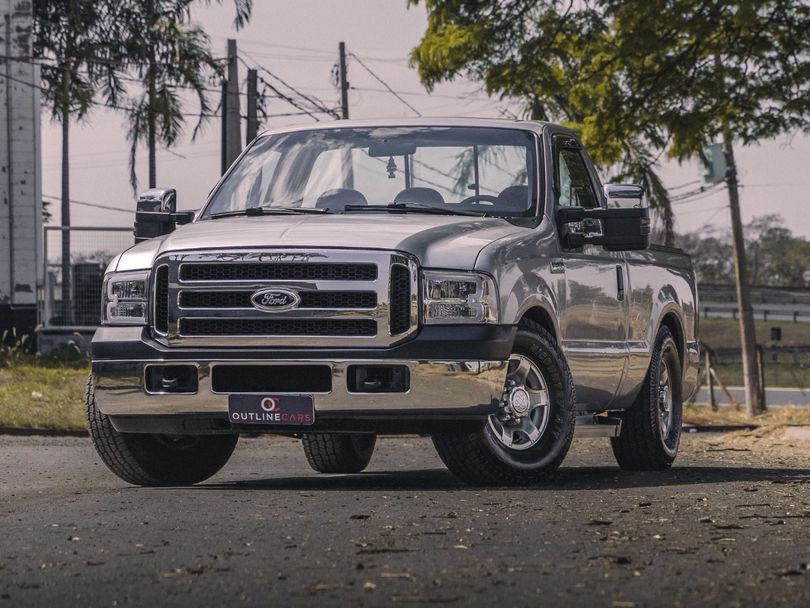 Ford F-250 XL Super Duty 4.2 V6