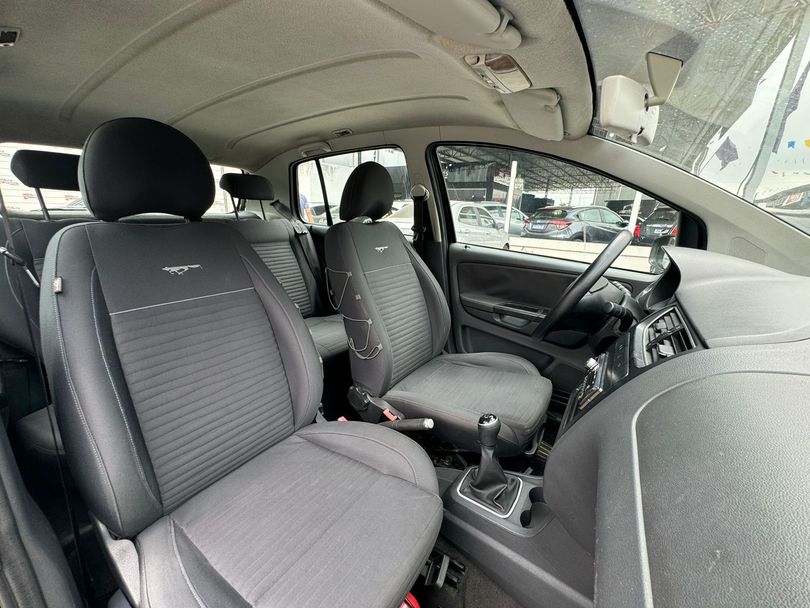 Volkswagen CROSSFOX G11