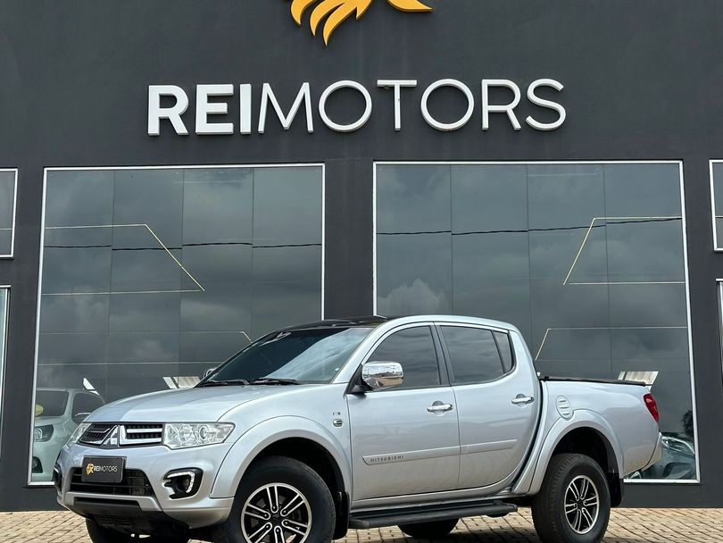Mitsubishi L200 Triton HPE 3.5 CD V6 24V Flex Aut.