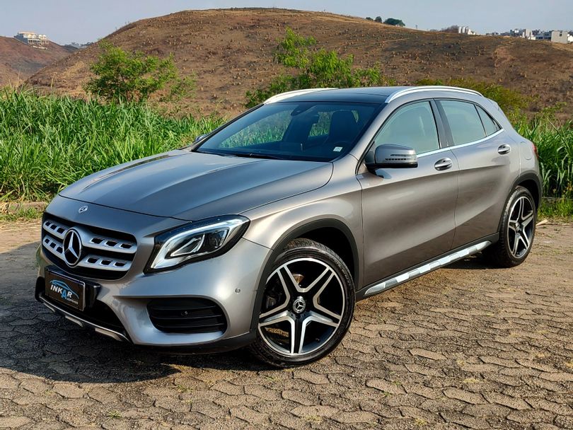 Mercedes GLA 250 Sport 2.0 TB 16V 4x2  211cv Aut.