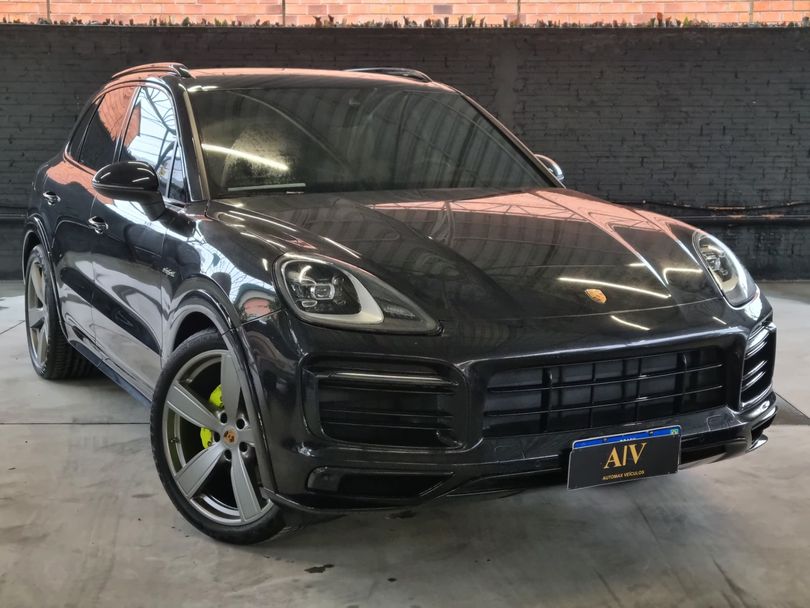 Porsche Cayenne E-Hybrid 3.0 V6 462cv