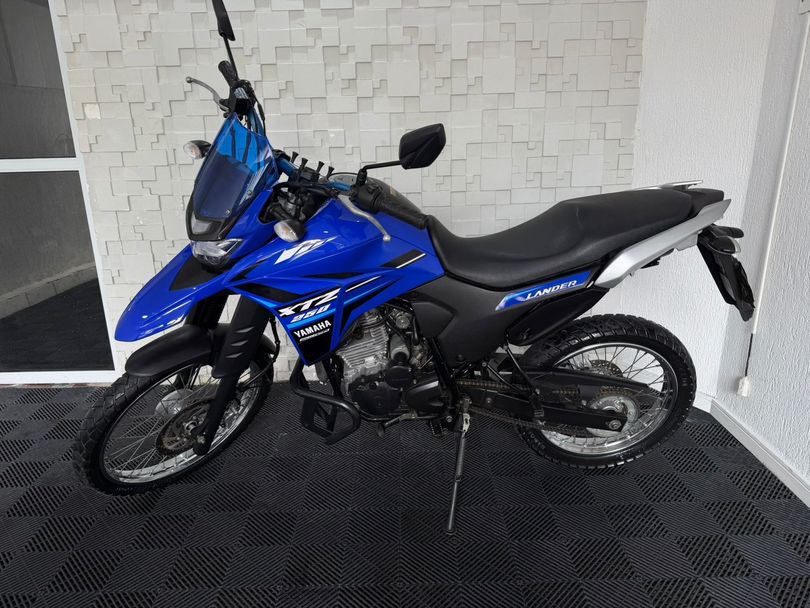 YAMAHA XTZ 250 LANDER 249cc/LANDER BLUEFLEX/ABS