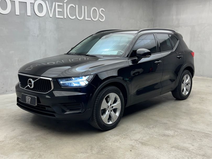 Volvo XC 40 T-5 MOMENTUM 2.0 252cv AWD