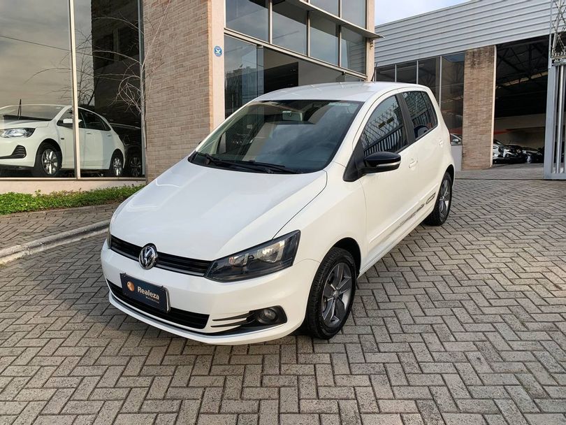 VolksWagen Fox Connect 1.6 Flex 8V 5p