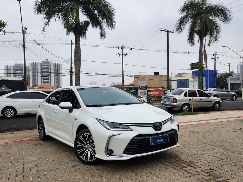 Toyota Corolla Altis Hybrid 1.8 16V Flex Aut.