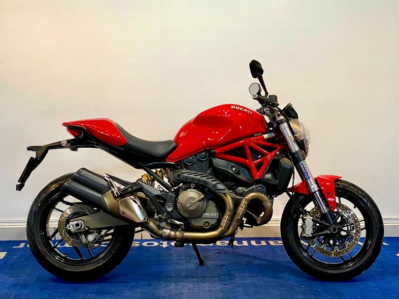 Ducati MONSTER 821