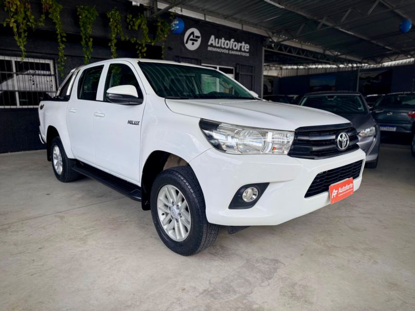 Toyota Hilux CD 4x4 2.8 Diesel Mec.