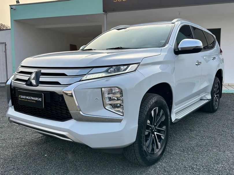 Mitsubishi 2.4 16V MIVEC TURBO DIESEL HPE AWD AUTOMÁTICO