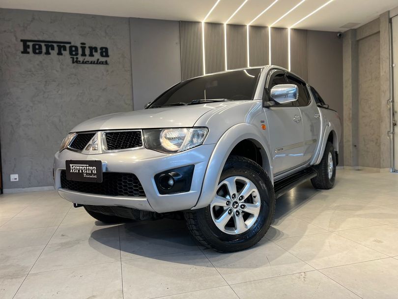 Mitsubishi L200 Triton HPE 3.5 CD V6 24V Flex Aut.