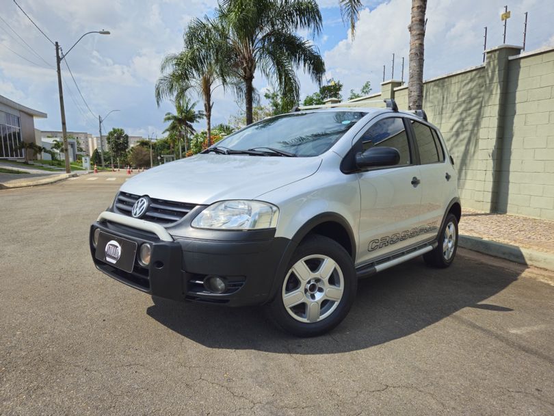 VolksWagen CROSSFOX 1.6 Mi Total Flex 8V 5p