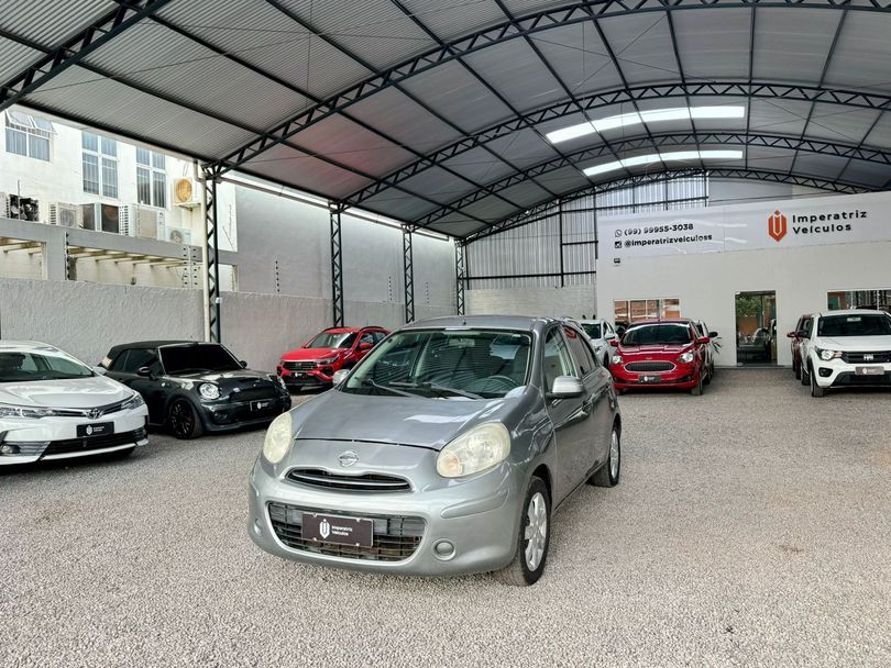 Nissan MARCH S 1.0 16V Flex Fuel 5p