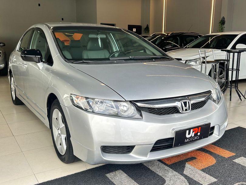 Honda Civic Sedan LXS 1.8/1.8 Flex 16V Mec. 4p