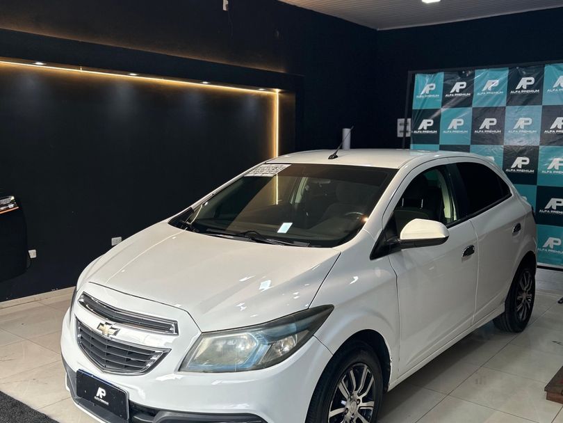 Chevrolet ONIX HATCH LT 1.0 8V FlexPower 5p Mec.