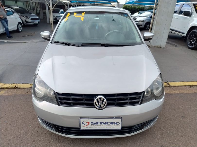 VolksWagen Polo Sedan 1.6 Mi Total Flex 8V 4p