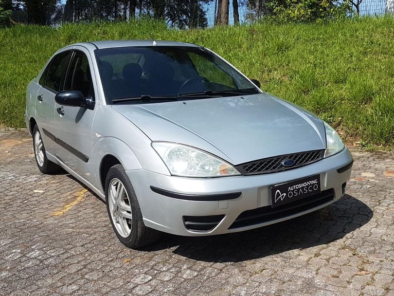 Ford Focus Sedan 2.0 16V/2.0 16V Flex 4p