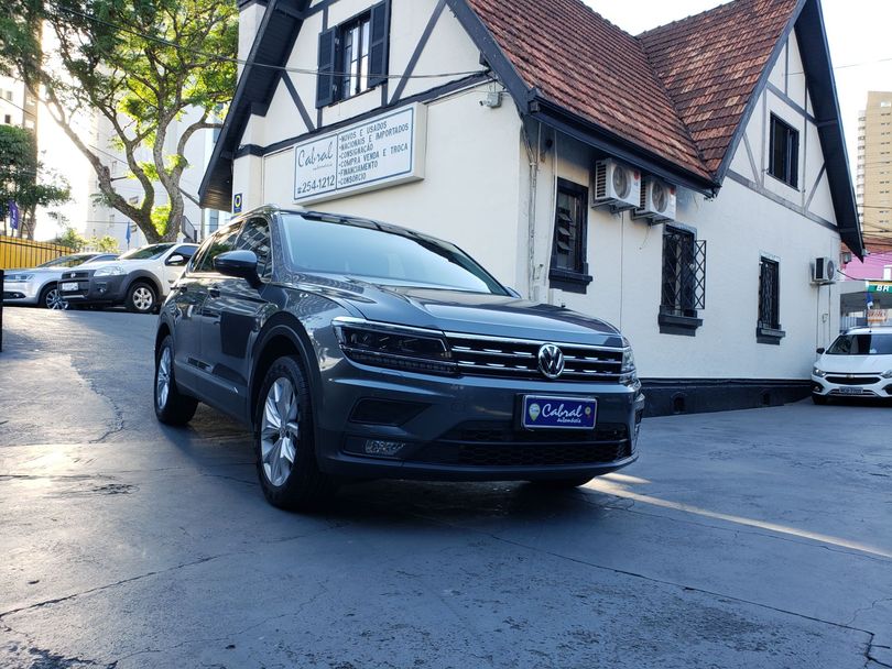 VolksWagen TIGUAN Allspac Comf 250 TSI 1.4 Flex