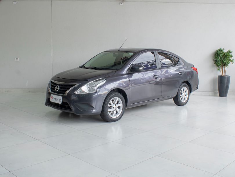 Nissan VERSA SV 1.6 16V FlexStart 4p Aut.