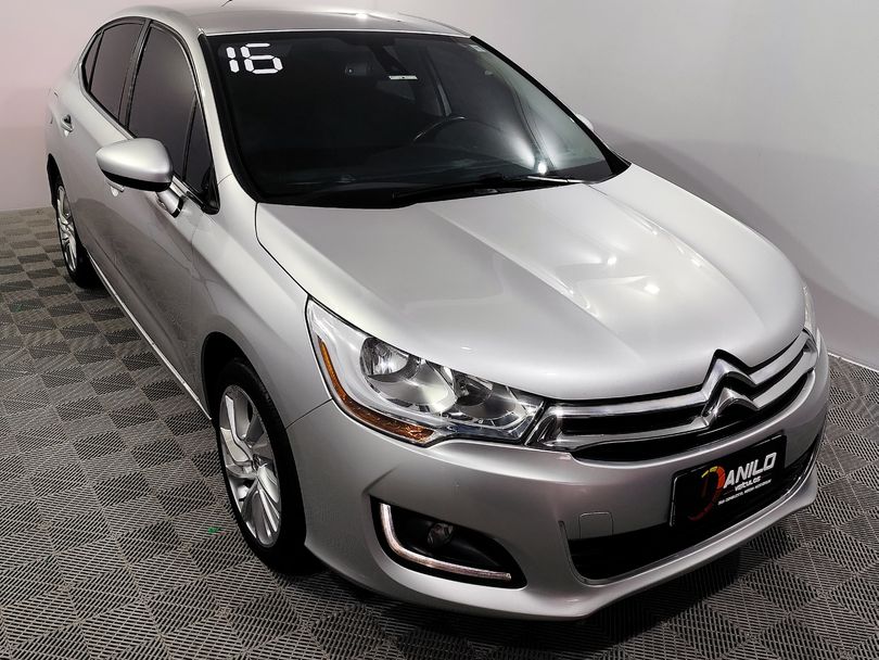Citroën C4 LOUNGE Tendance 2.0 Flex 4p Aut.