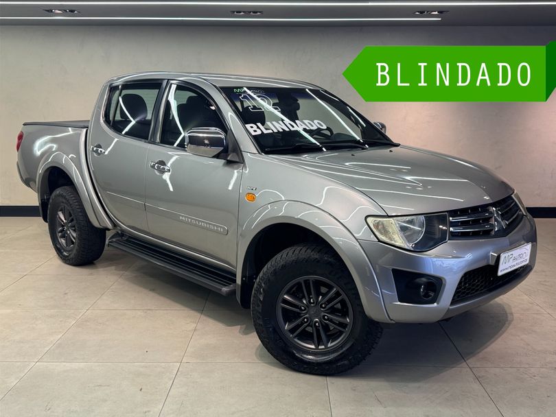 Mitsubishi L200 Triton HPE 3.2 CD TB Int.Diesel Aut