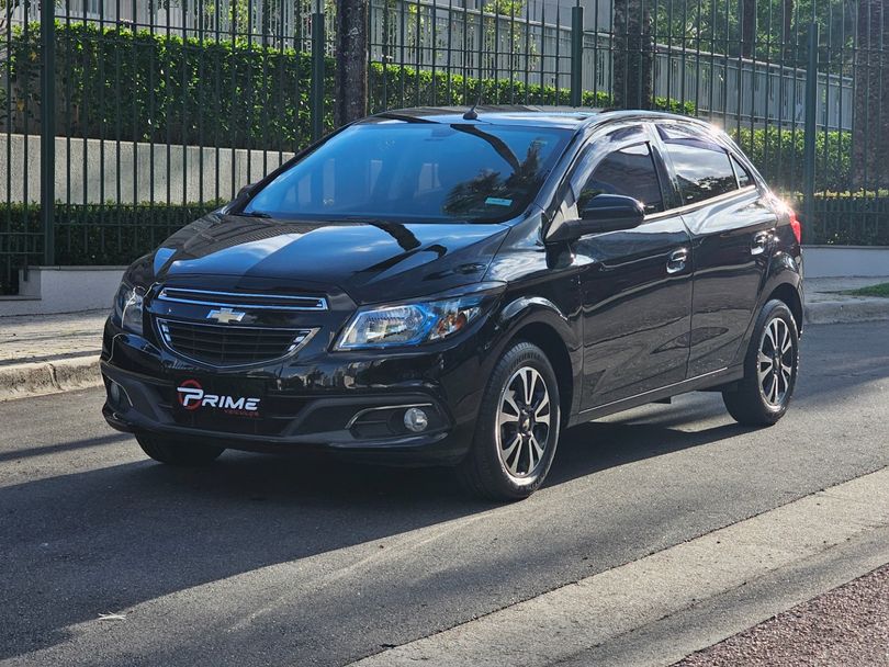 Chevrolet ONIX HATCH LTZ 1.4 8V FlexPower 5p Mec.