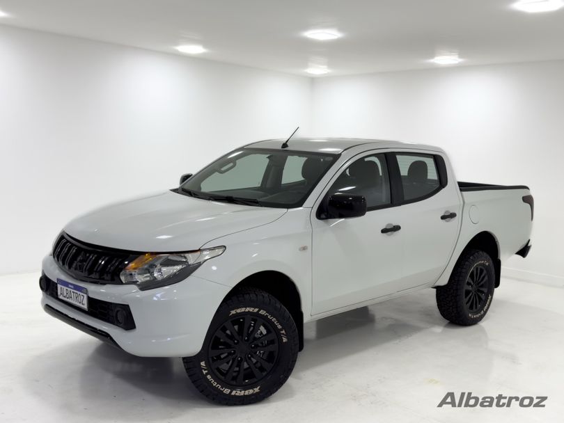 Mitsubishi L200 Triton Sport GLX 2.4 CD Diesel Mec.