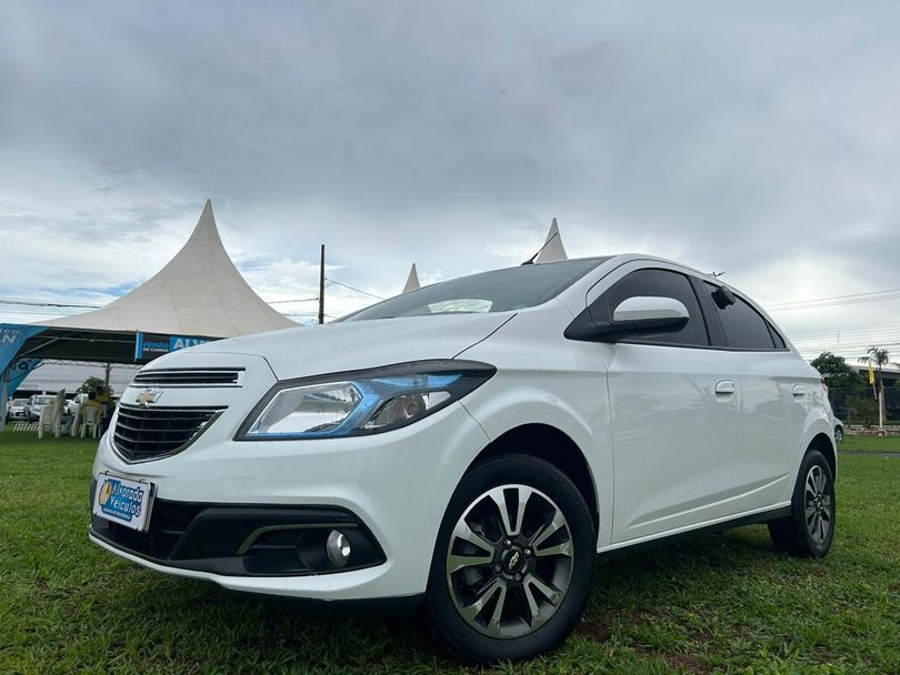 Chevrolet ONIX HATCH LTZ 1.4 8V FlexPower 5p Aut.