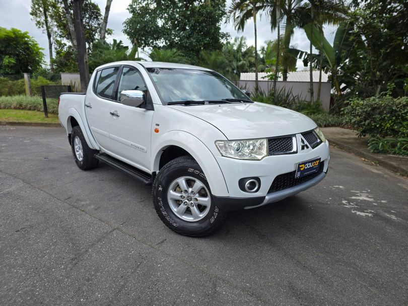 Mitsubishi L200 Triton HPE 3.5 CD V6 24V Flex Aut.