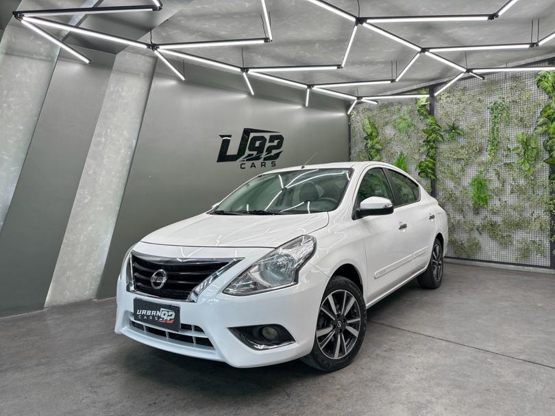 Nissan VERSA SL 1.6 16V FlexStart 4p Aut.