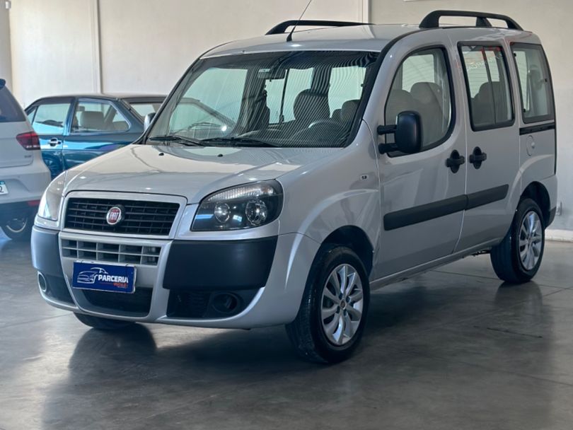 Fiat Doblo ESSENCE 1.8 Flex 16V 5p