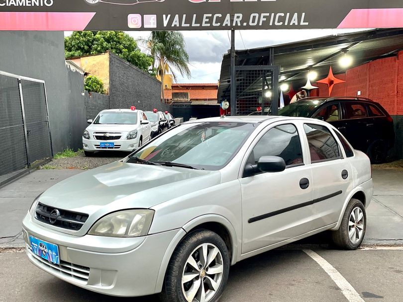 Chevrolet Corsa Sedan 1.8 MPFI 8V  102cv 4p