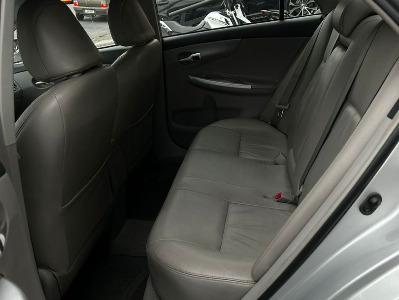 Toyota Corolla XEi 2.0 Flex 16V Aut.