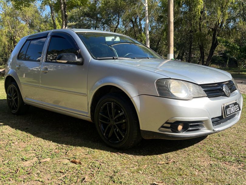 VolksWagen Golf 1.6 Mi Total Flex 8V 4p