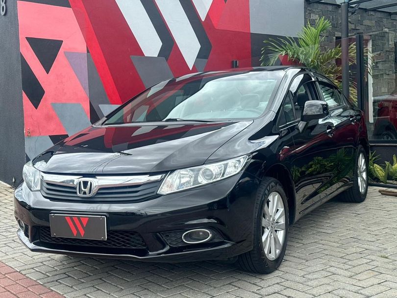 Honda Civic Sedan LXS 1.8/1.8 Flex 16V Aut. 4p