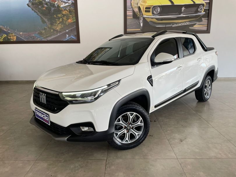 Fiat Strada Volcano 1.3 Flex 8V CD