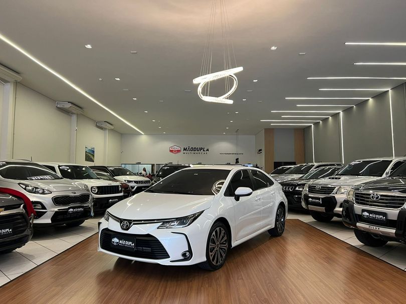Toyota Corolla GLi 2.0 16V Flex Aut.