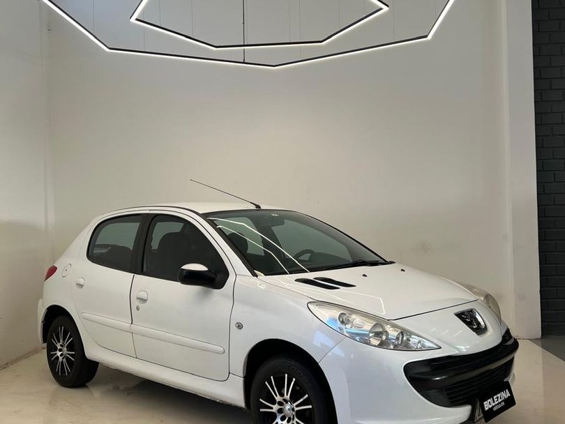 Peugeot 207 XR 1.4 Flex 8V 5p