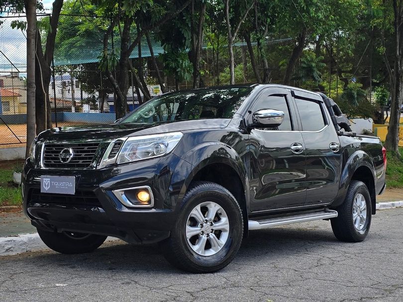 Nissan Frontier XE CD 4x4 2.3 Bi-TB Diesel Aut.