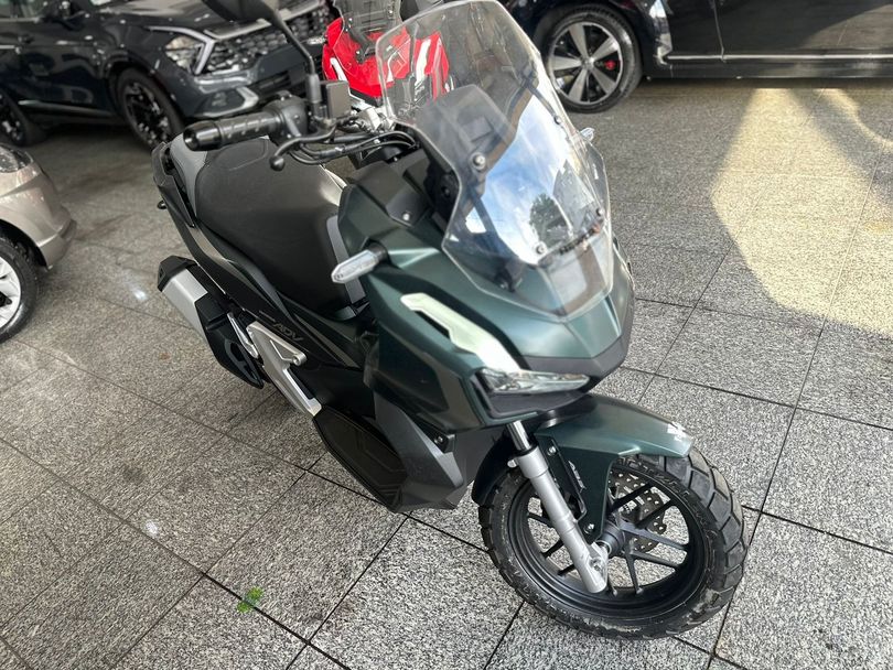 HONDA ADV 150