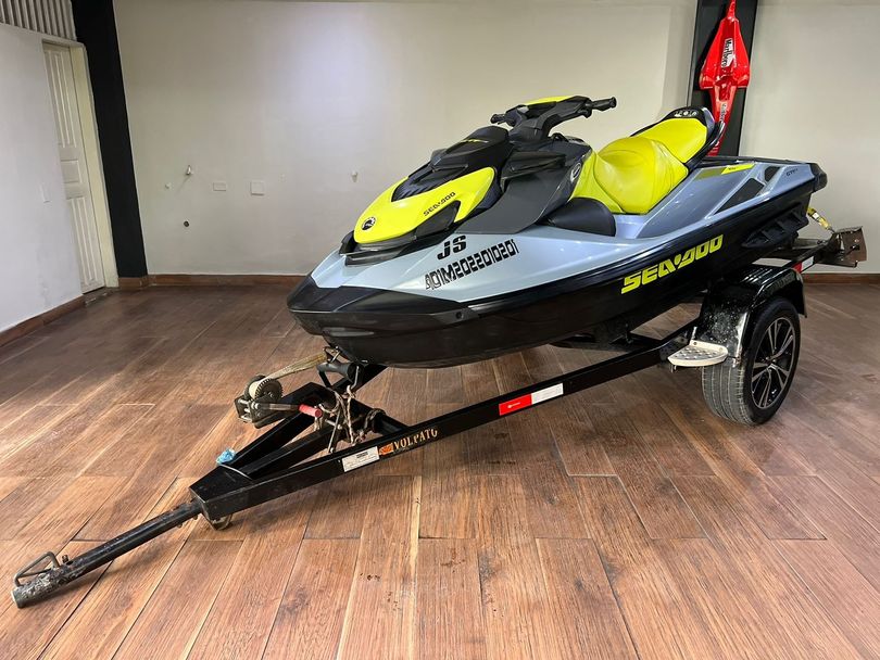 Jet ski 130 GTI SE