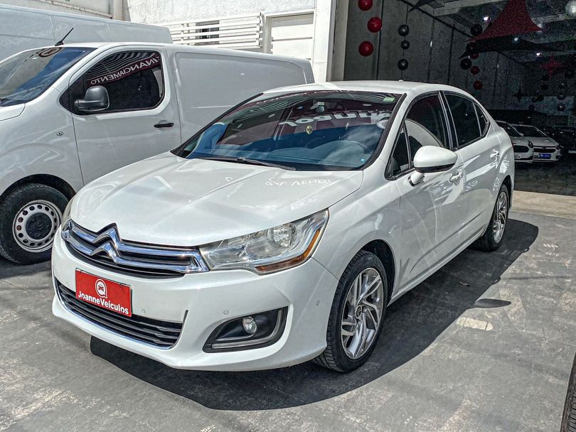 Citroën C4 LOUNGE Exclusive 1.6 Turbo 4p Aut.