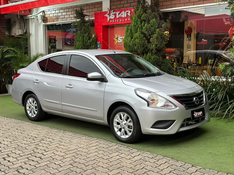 Nissan VERSA SV 1.6 16V FlexStart 4p Aut.