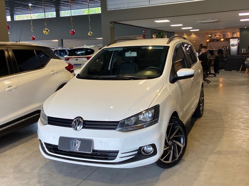 VolksWagen SPACEFOX 1.6 Trendline I MOT. T.Flex 8V