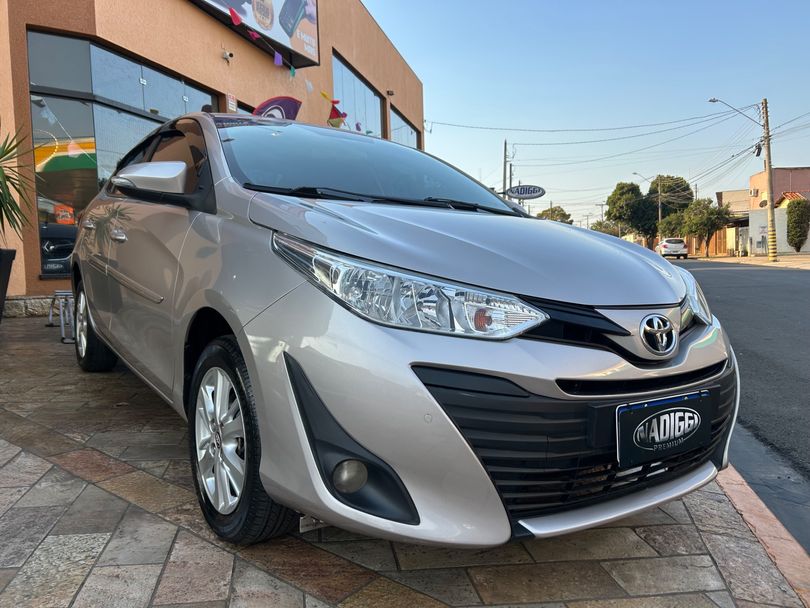 Toyota YARIS XL Sedan 1.5 Flex 16V 4p Aut.
