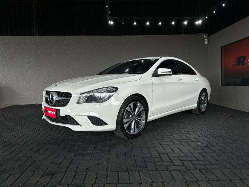 Mercedes CLA-200 Urban 1.6 TB 16V/Flex Aut.