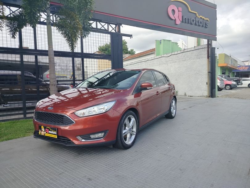 Ford Focus 1.6 S/SE/SE Plus Flex 8V/16V  5p