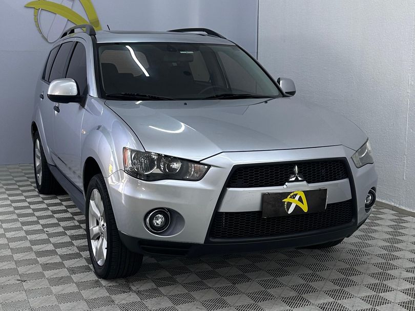Mitsubishi OUTLANDER 2.0 16V 160cv Aut.